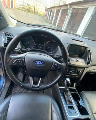 Ford Escape cena 60500 przebieg: 78000, rok produkcji 2017 z Słupsk małe 277